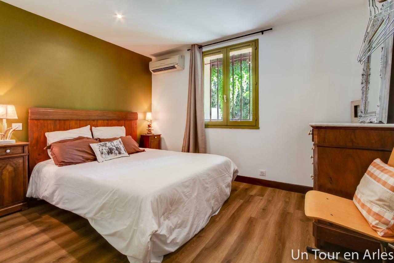 Un Tour En Arles Apartamento Exterior foto